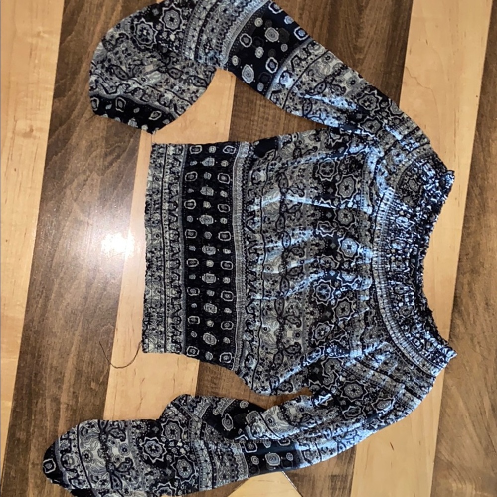 Off shoulder Shirt